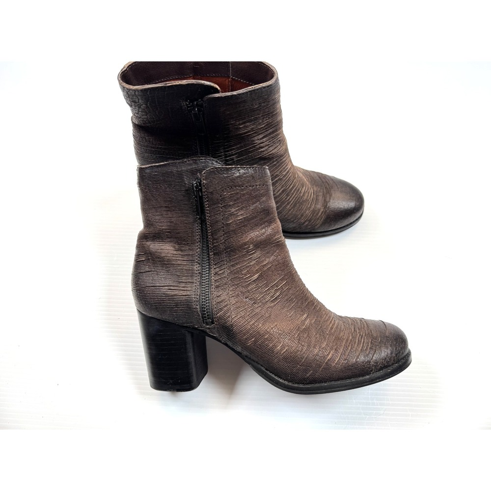 Frye Addie Double Zip Bootie Women 8B EUC Zip Closure Ankle Boots Leather‎ Brown